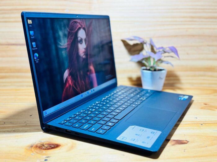 Dell Inspiron 3530 Laptop (13th Gen Intel Core i5-1335U/16 GB/512 GB SSD/Intel UMA Graphics/Windows 11/MSO/FHD), 39.62 cm (15.6 inch) - Image 4