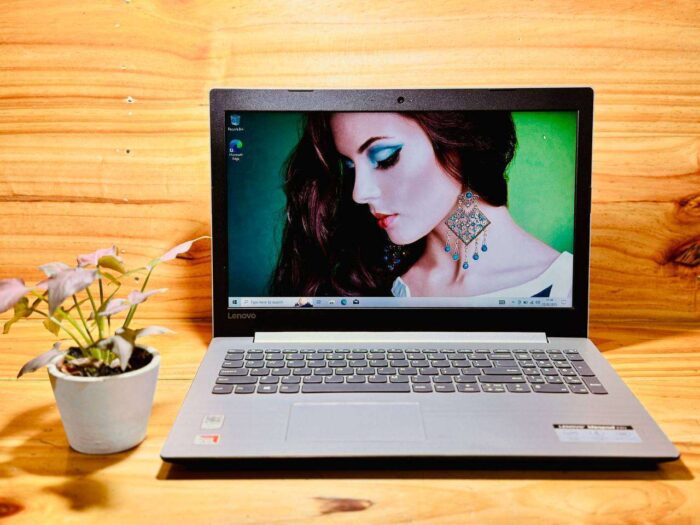 Lenovo Ideapad 330 8th Gen AMD A9-9425 15.6 inch HD Laptop (8GB RAM/ 256 SSD/Windows 10 / Platinum Grey / 2.2 Kg), 81D6003RIN - Image 1