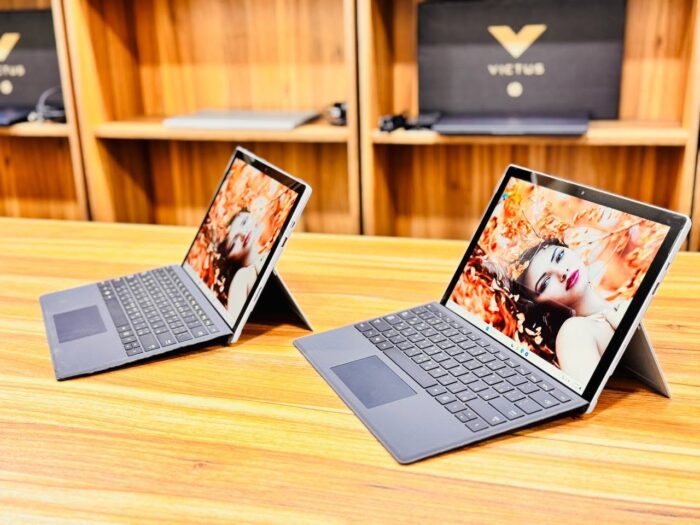Microsoft Surface Pro 5 i7 7TH GEN - Image 5
