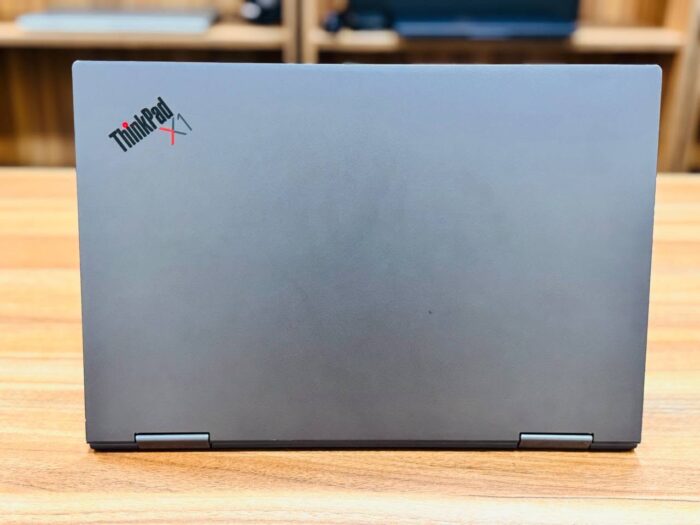 Lenovo ThinkPad X1 Yoga Gen 5 - Image 4