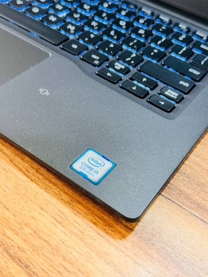 DELL Latitude 7300 i5 8TH GEN - Image 4