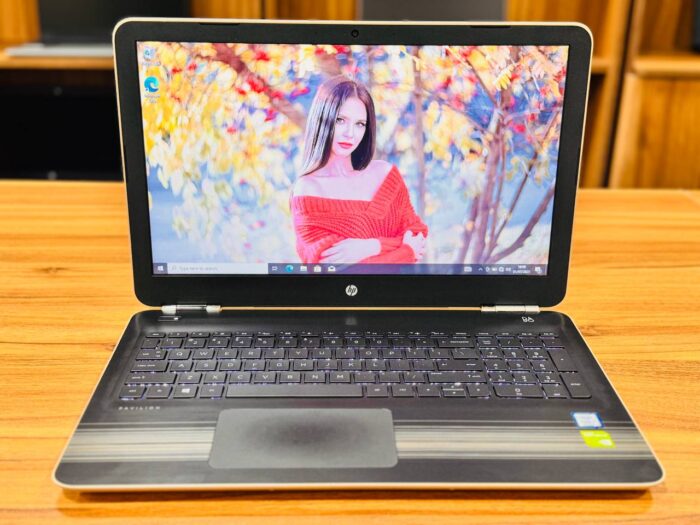 HP Pavilion 15-AU118TX (7th Gen CORE i7 7500U |16GB | 512  SSD | 4GB Graphics NVIDIA Windows 10) - Image 2