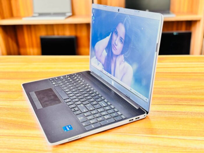 HP 15s-DU Laptop – i5 11th Gen | 16GB RAM | 256GB SSD + 1TB HDD | 15.6″ HD - Image 4