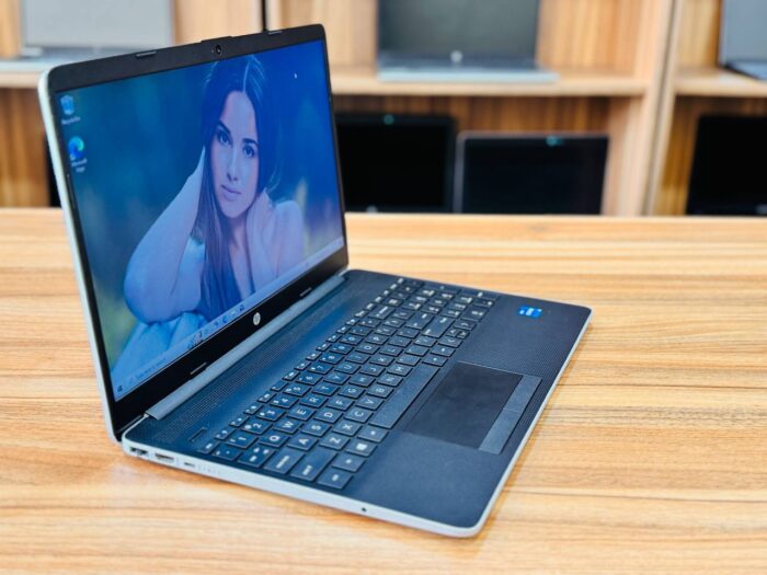 HP 15s-DU Laptop – i5 11th Gen | 16GB RAM | 256GB SSD + 1TB HDD | 15.6″ HD - Image 3