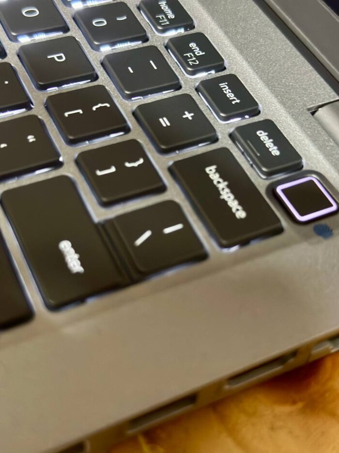 DELL Laptop Latitude 5420 9H83R i5 11TH GEN - Image 4