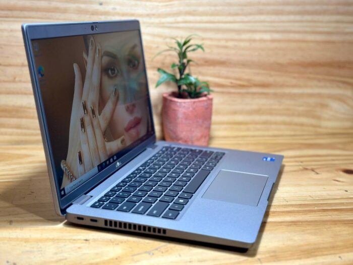 DELL Laptop Latitude 5420 9H83R i5 11TH GEN - Image 7