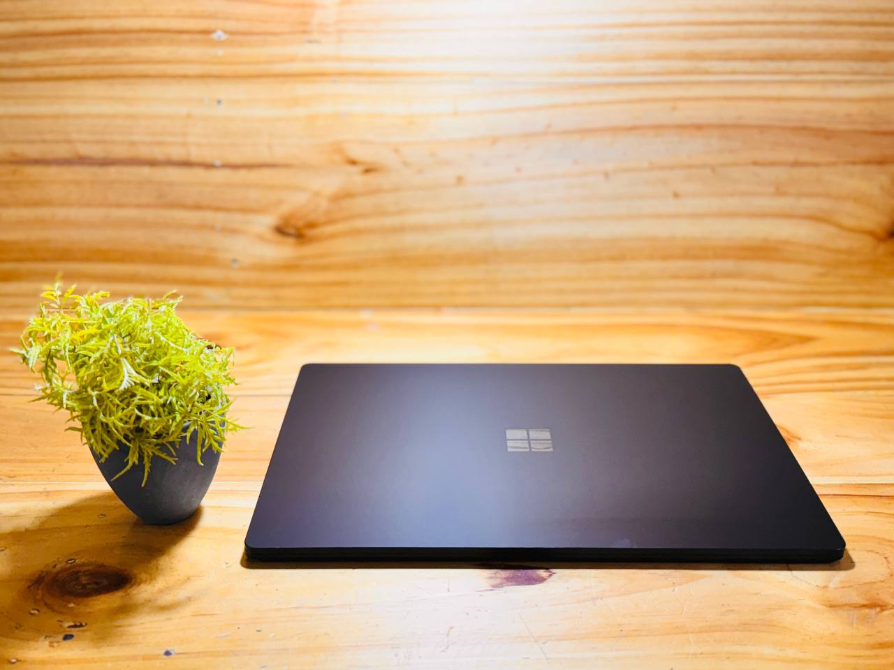 Microsoft Surface Laptop 4 – 15″ Touch | Core i7 | 16GB RAM | 512GB SSD - Image 4
