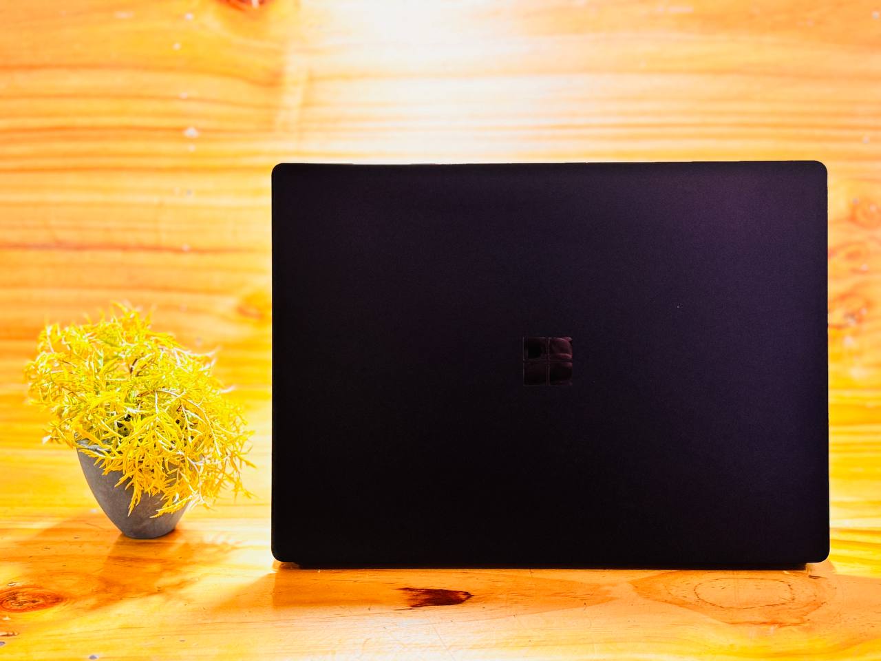 Microsoft Surface Laptop 4 – 15″ Touch | Core i7 | 16GB RAM | 512GB SSD - Image 5