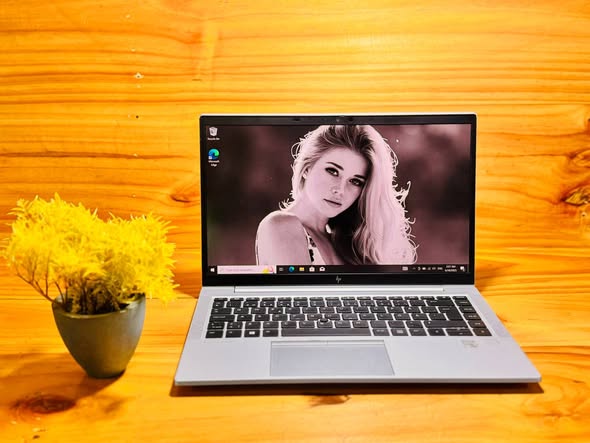 HP EliteBook 840 G7 14" FHD IPS Premium Business Laptop, 10th Gen Intel Core i7-10610U, 32GB RAM, 512GB PCIe SSD - Image 7